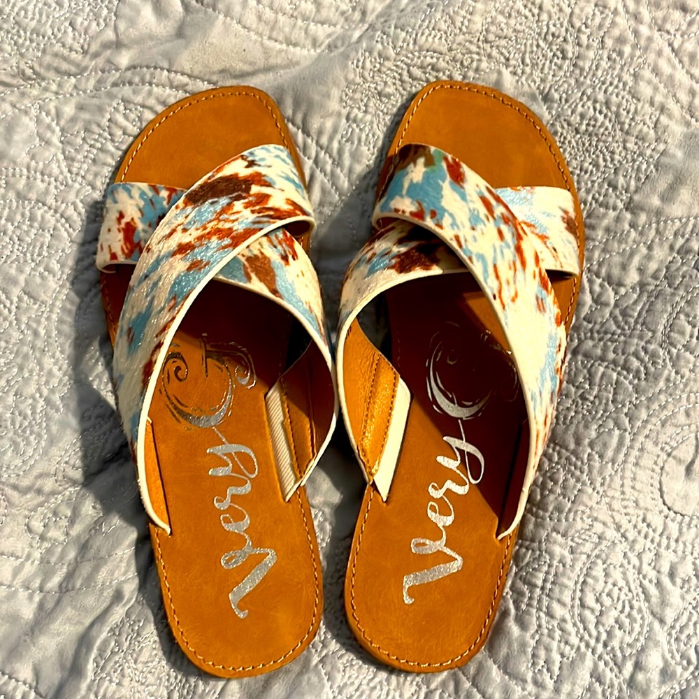 Very G slides size 7